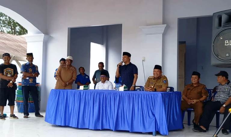 HIKKBAR Sembelih 5 Hewan Kurban di Kantor Baru