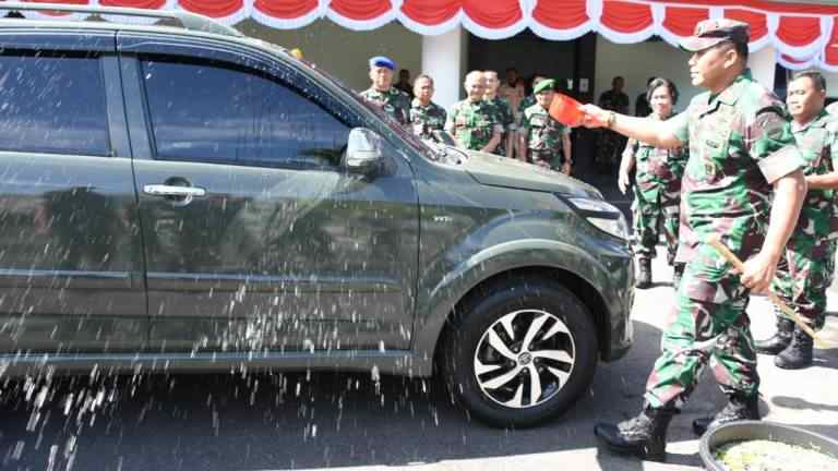 Danrem 023/KS Beri Penghargaan dan Mobil Kepada Kapenrem Usai Raih Juara