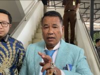 Pagi Ini Hotman Paris Dampingi Venna Melinda Bicara Soal KDRT