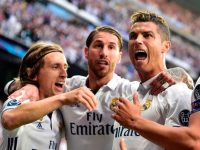 Rencana Al Nassr Mau Reunikan Ronaldo-Ramos-Modric