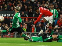 Pelatih Real Betis Manuel Pellegrini Tak Menyerah Menyingkirkan Manchester United di Liga Europa