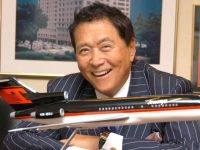 Silicon Valley Bank dan Silvergate Bank Bangkrut, Robert Kiyosaki Sarankan Investasi di Logam Mulia