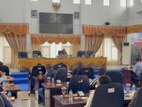 Rapat Paripurna DPRD Tapteng Tak Dihadiri Eksekutif dan Forkopimda