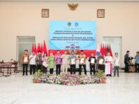 Menteri ATR/BPN Nusron Serahkan Sertipikat Tanah di Sulut, Tegaskan Komitmen Selesaikan Masalah Pertanahan di Era Presiden Prabowo