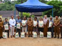 Wali Kota Sibolga Salurkan Bantuan Beras CPP untuk 7.583 Keluarga