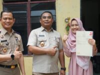 BPN Sumut Serahkan Sertipikat PTSL Door to Door ke Warga Sukamaju dan Gedung Johor