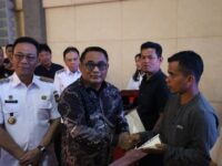 Kakanwil BPN Sumut Serahkan Sertipikat PTSL di Kabupaten Tapanuli Selatan
