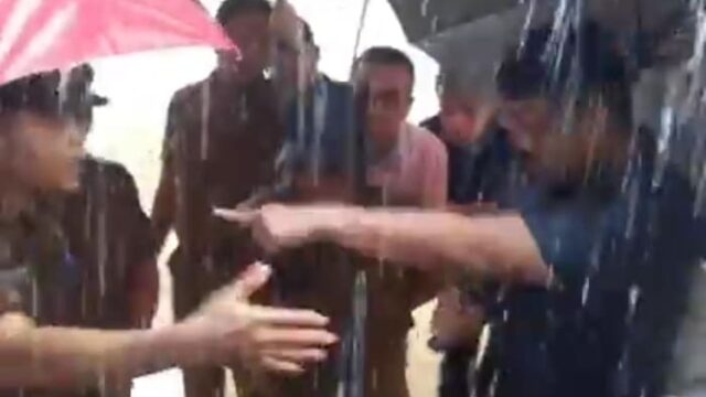 Gubsu Bobby Nasution Bentak Camat Tukka Dihadapan Bupati Masinton yang Kebanyakan Menunduk dan Irit Bicara